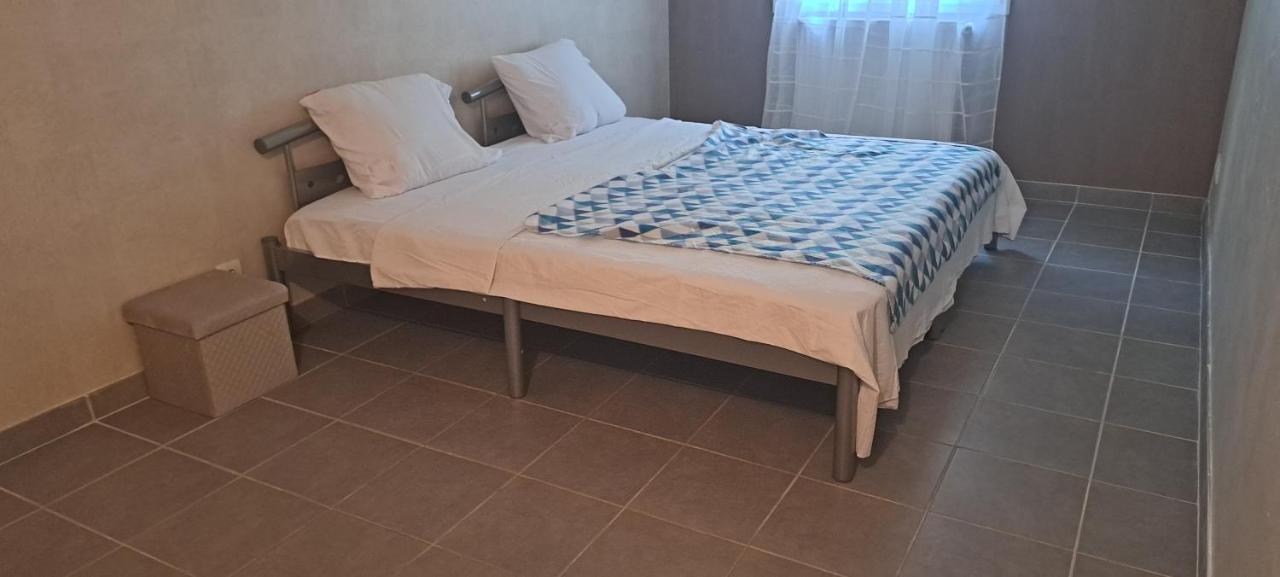 Super Appartement เลอ ซูเตอร์เรน ภายนอก รูปภาพ